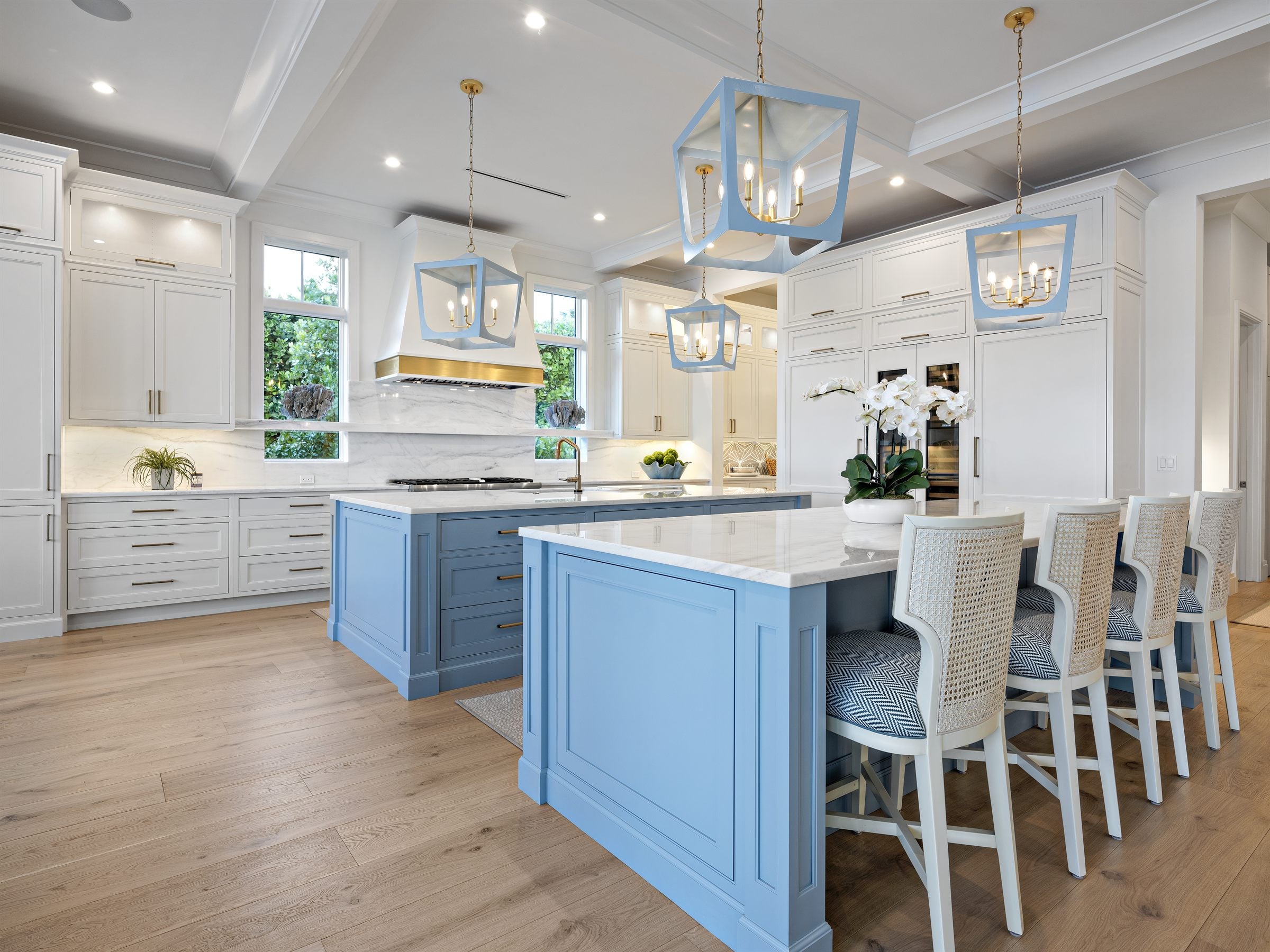 Contemporary Coastal — luxury custom home in North Palm Beach
